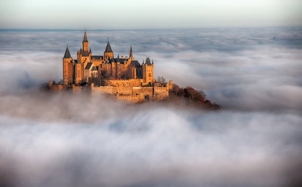Замок Гогенцоллерн (Hohenzollern_Castle)