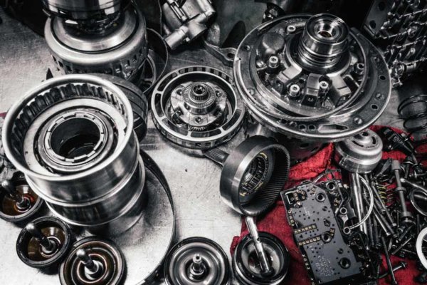 Много запчастей