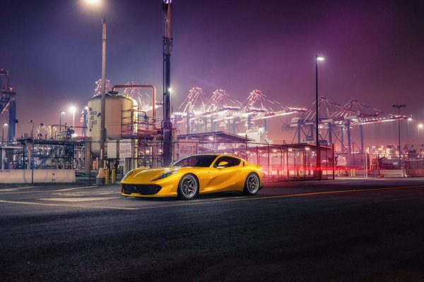 Ferrari 812 Superfast