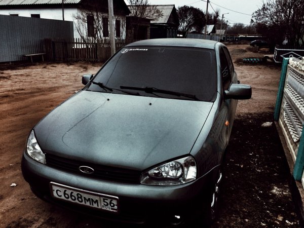 Лада Калина седан тонированная