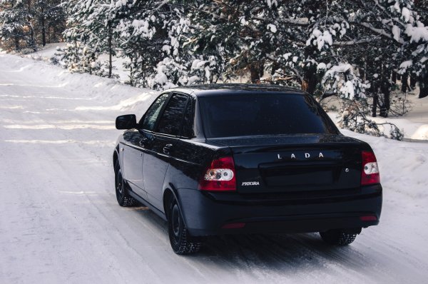 Лада Приора седан опер стайл