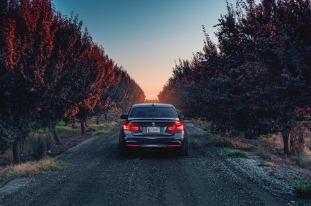 BMW x5m трасса ночь