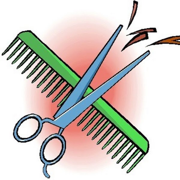 Ножницы и расческа на прозрачном фоне