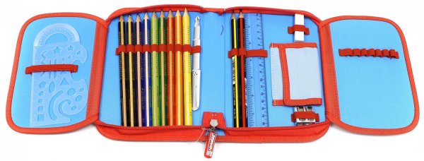 Пенал на прозрачном фоне