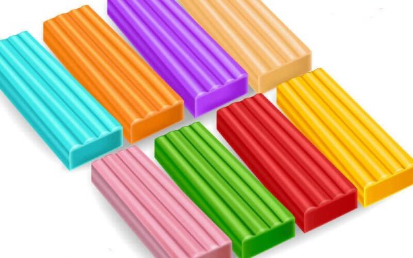 Пластилин на белом фоне