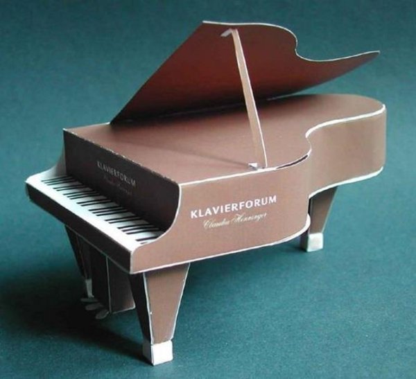 Простое пианино из картона своими руками.