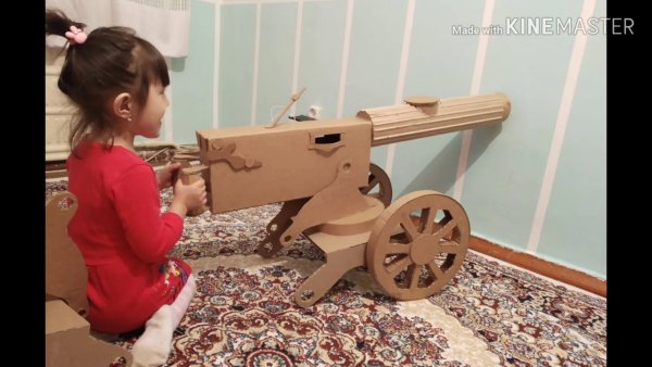 Пулемет из картона