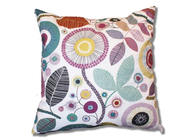 Подушка на белом фоне