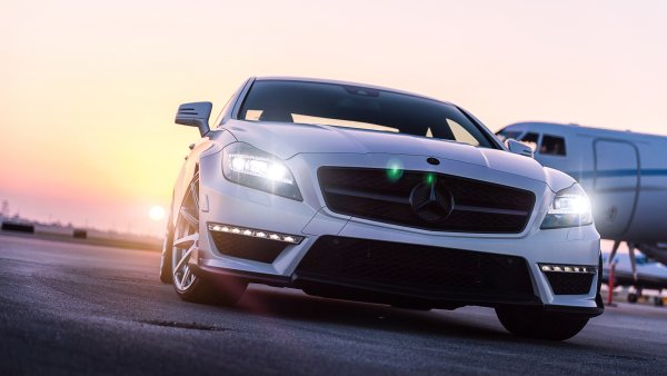 Mercedes Benz CLS 63 AMG обои