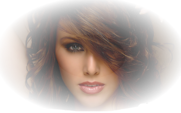 Лицо женщины на прозрачном фоне