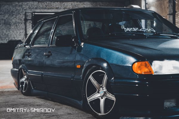 ВАЗ 2115 стенс черная