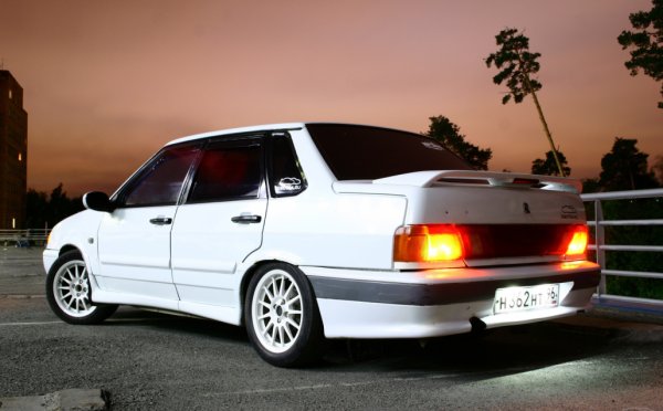 Тюнингованный ВАЗ 2115