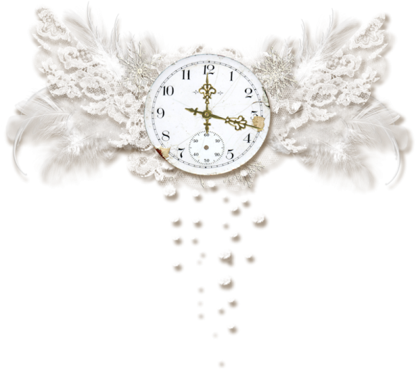 Красивые часы на белом фоне