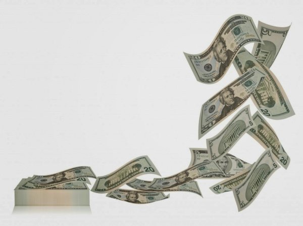 Деньги в рамке