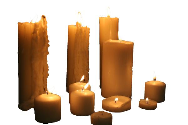 Свеча на прозрачном фоне