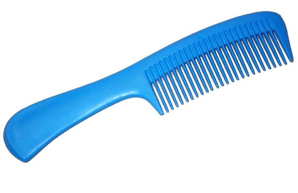 Расческа на прозрачном фоне