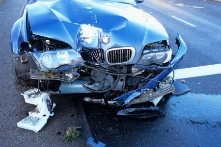 Наполовину Разбитая машина