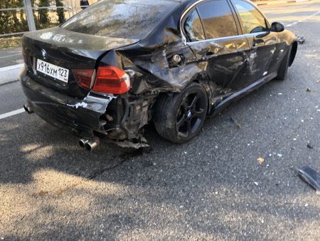 BMW e90 разбился