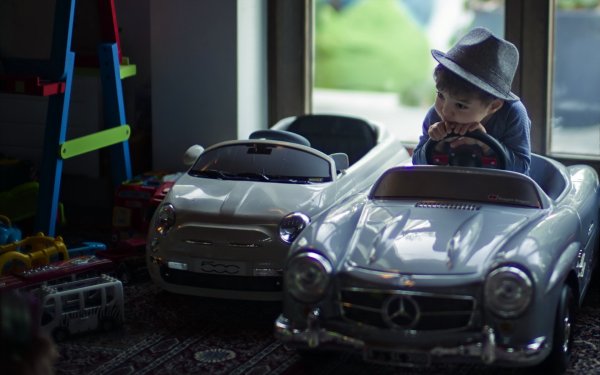 Игрушечные машины