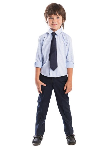 Мальчик в полный рост