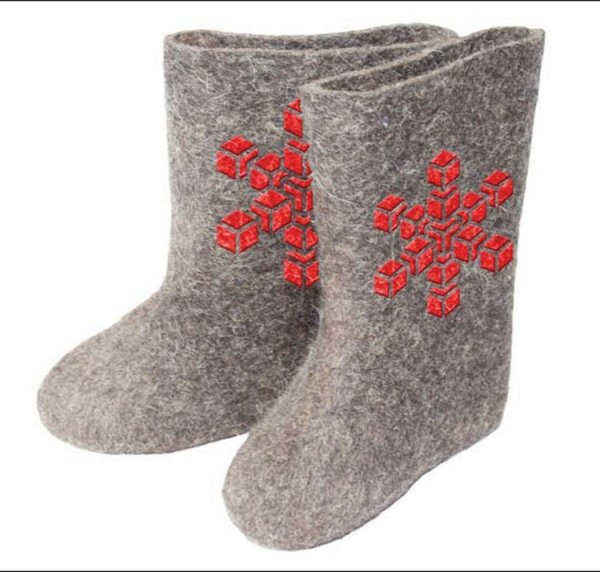 Цветные валенки.