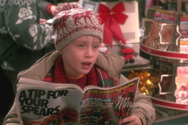 Кевин Маккалистер в шапке