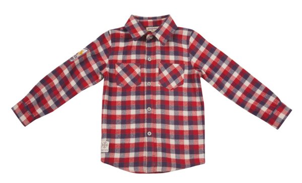 Рубашка на белом фоне