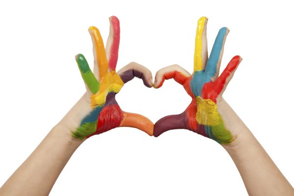 Детские ручки в краске