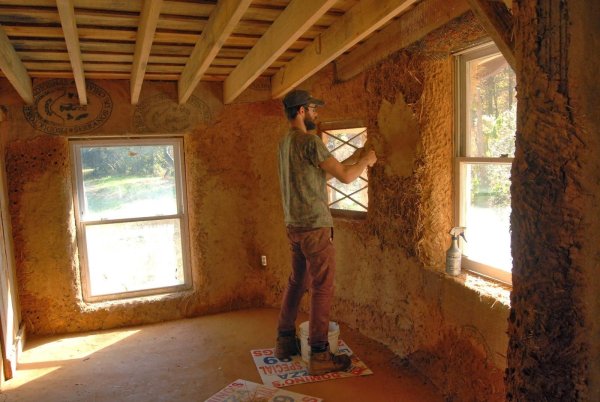 Стены из самана