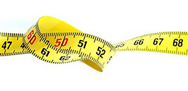 Сантиметр на белом фоне