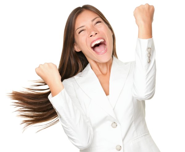 Девушка радуется