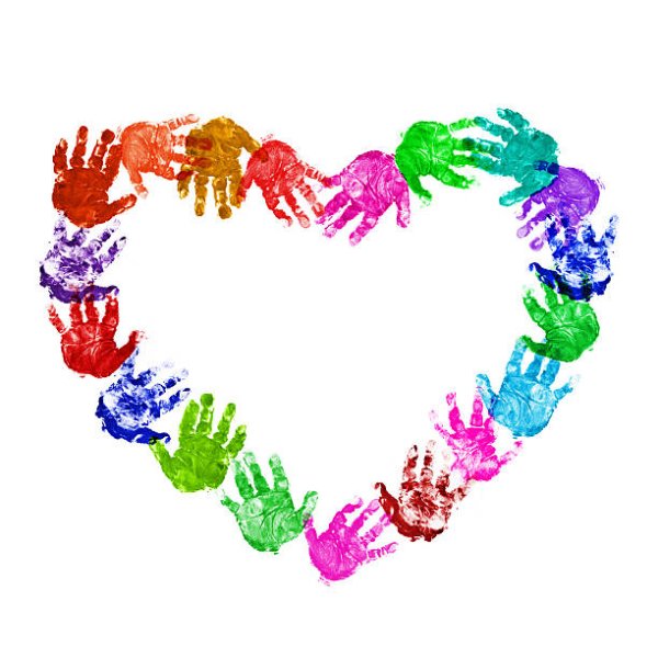 Сердце из ладошек