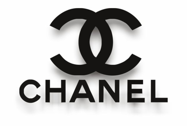 Chanel значок