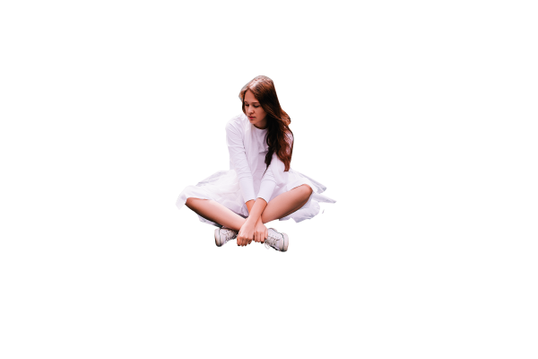 Девушка сидит без фона