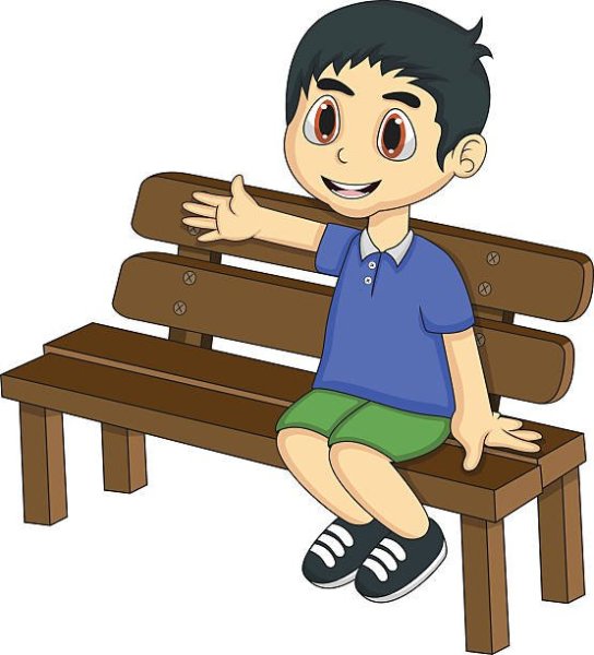 Мальчик сидит на лавочке