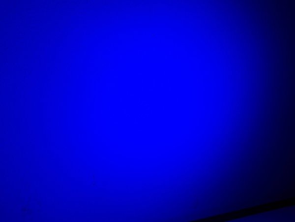 Квадратик синего цвета