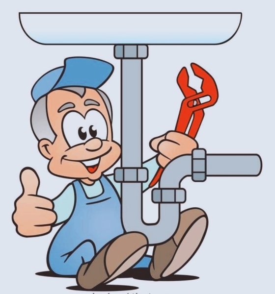 Водопроводчик чинит водопровод