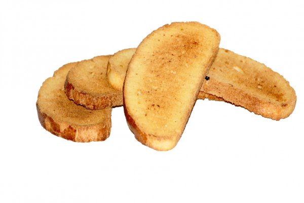 Гренки на белом фоне