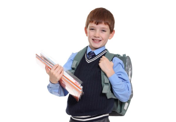 Ученик с портфелем