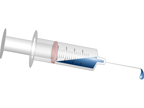 Шприц на прозрачном фоне