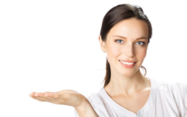 Женщина с вытянутой рукой