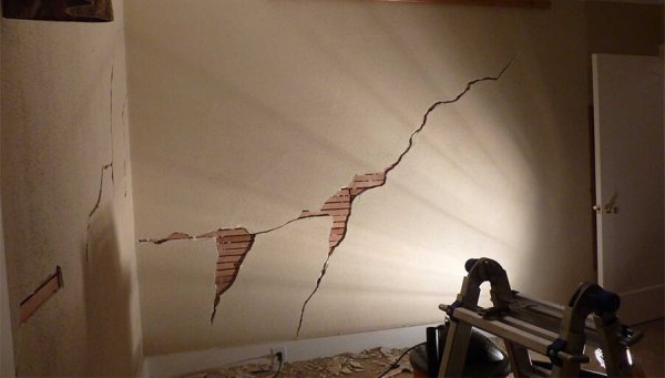Трещины на штукатурке