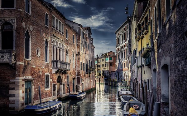 • В Европе – Италия. Город Венеция