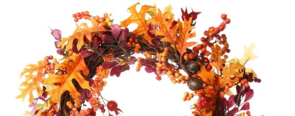 Венки из осенних листьев на прозрачном фоне