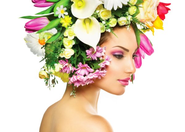 Девушка с весенними цветами