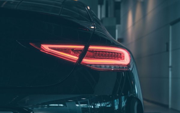 Авто с крупными фарами