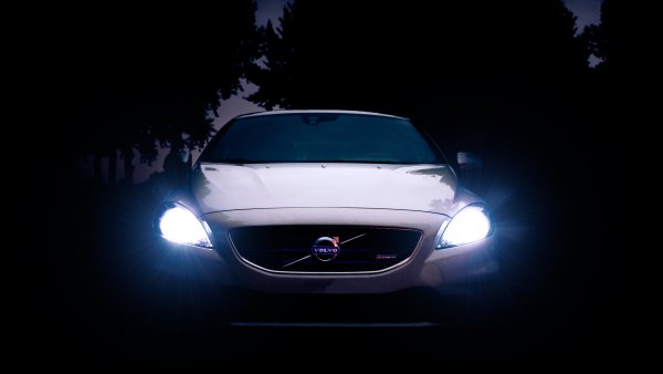 Volvo s60 в темноте