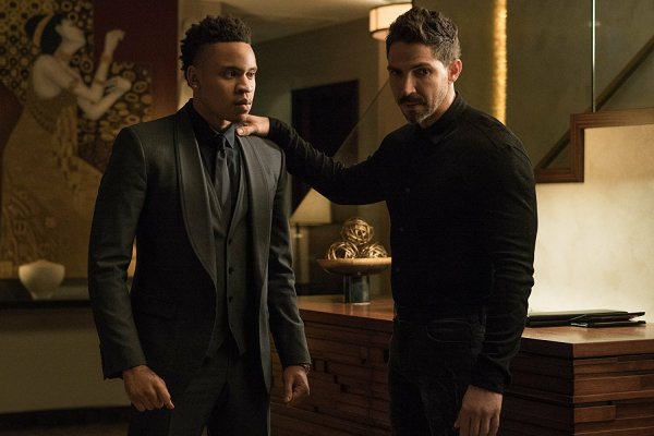 Власть в ночном городе сериал Дре