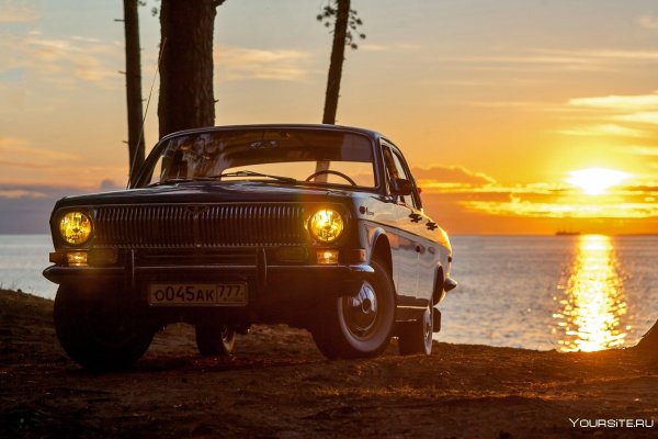 ГАЗ 24 на закате