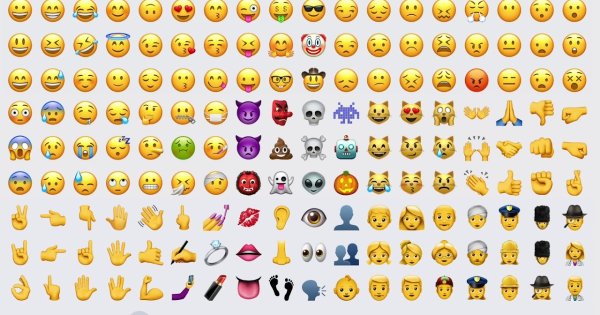 Набор смайлов на прозрачном фоне